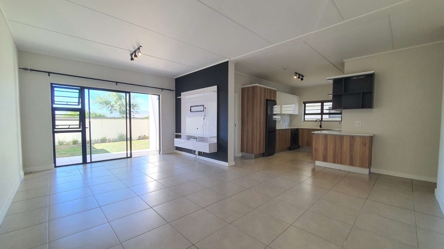 To Let 3 Bedroom Property for Rent in Sandown Western Cape